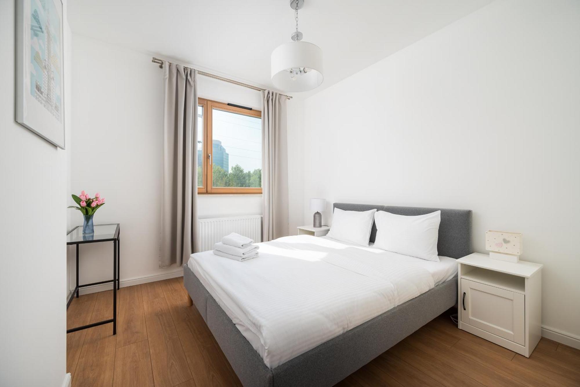 Wola Kolejowa Chic Warsaw